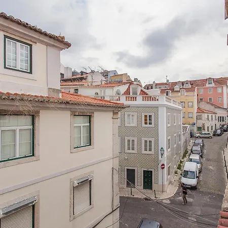 Principe Real 2 Bedrooms 2 Bathrooms, Air-con, Wi-fi, 1st Floor Lisbona