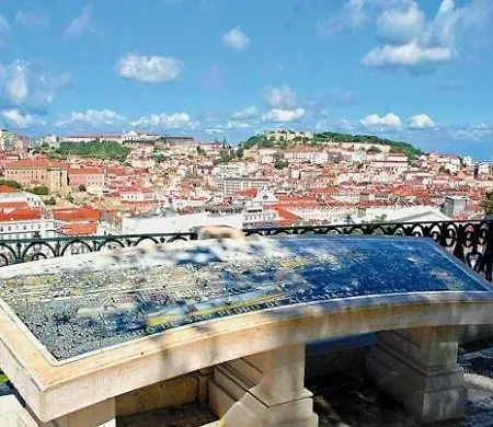 Principe Real 2 Bedrooms 2 Bathrooms, Air-con, Wi-fi, 1st Floor Лиссабон