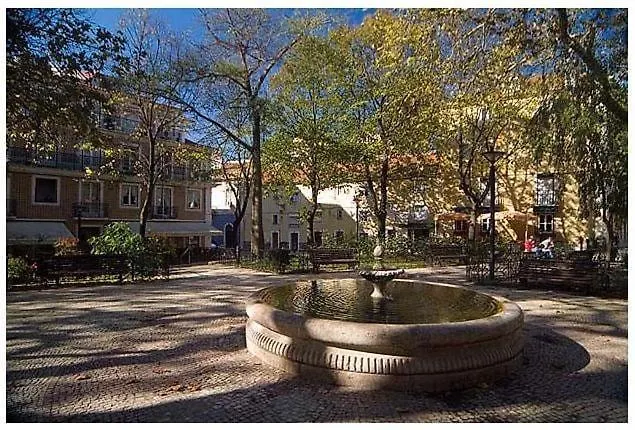 Principe Real 2 Bedrooms 2 Bathrooms, Air-con, Wi-fi, 1st Floor * Lizbona